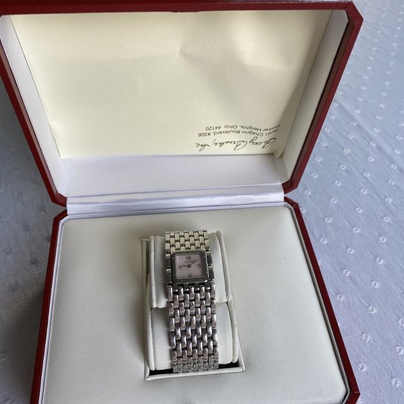 cartier panthere ruban watch